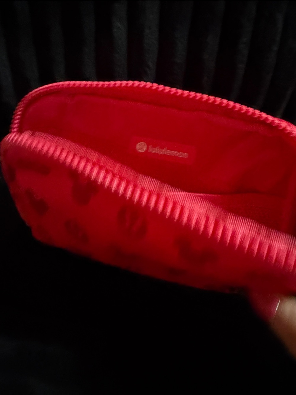 lululemon pinkish brand new no tags on it Red Disney Print Belt Bag - Picture 2 of 3